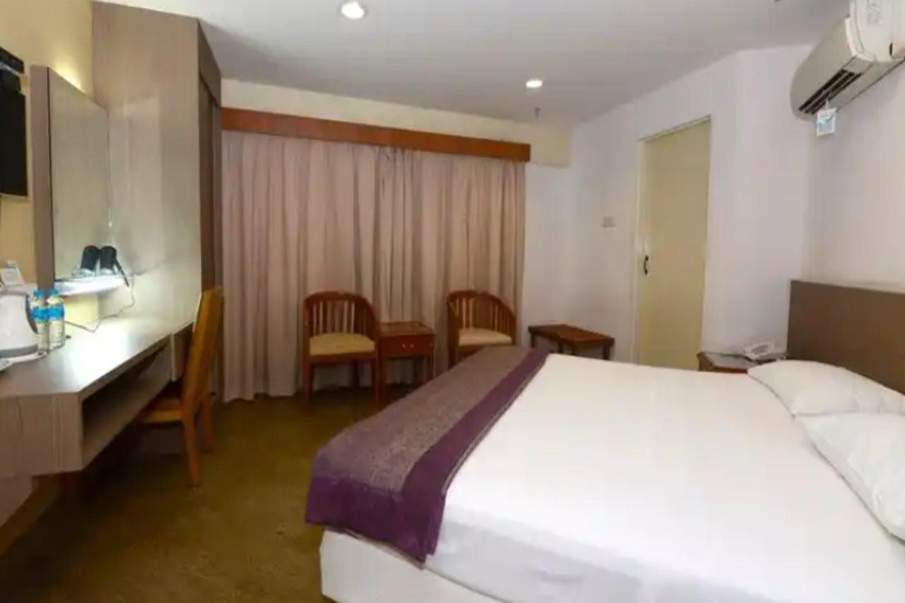 Oyo 106 Beach Hotel Singapur Exterior foto