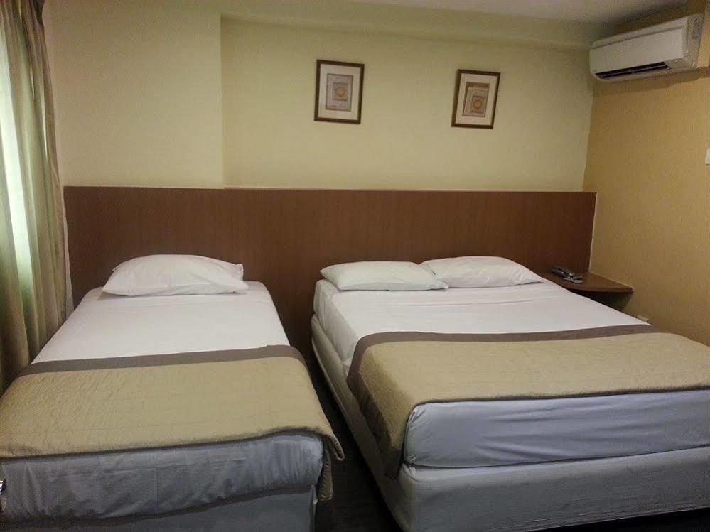 Oyo 106 Beach Hotel Singapur Exterior foto